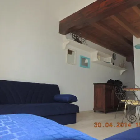 Arangioa - Senafer - Holiday home Funtana Meiga